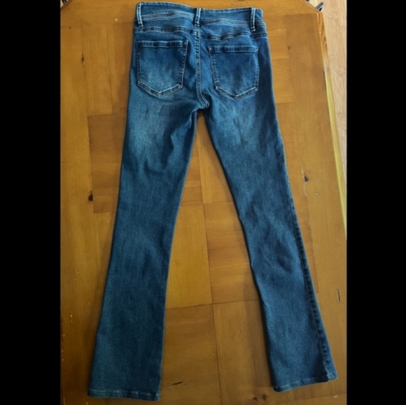 Jeans - Picture 2 of 7